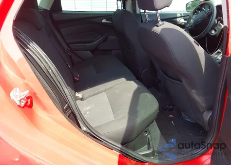 2015 Ford Focus Se z USA, uszkodzony, nr VIN 1FADP3K26FL286124